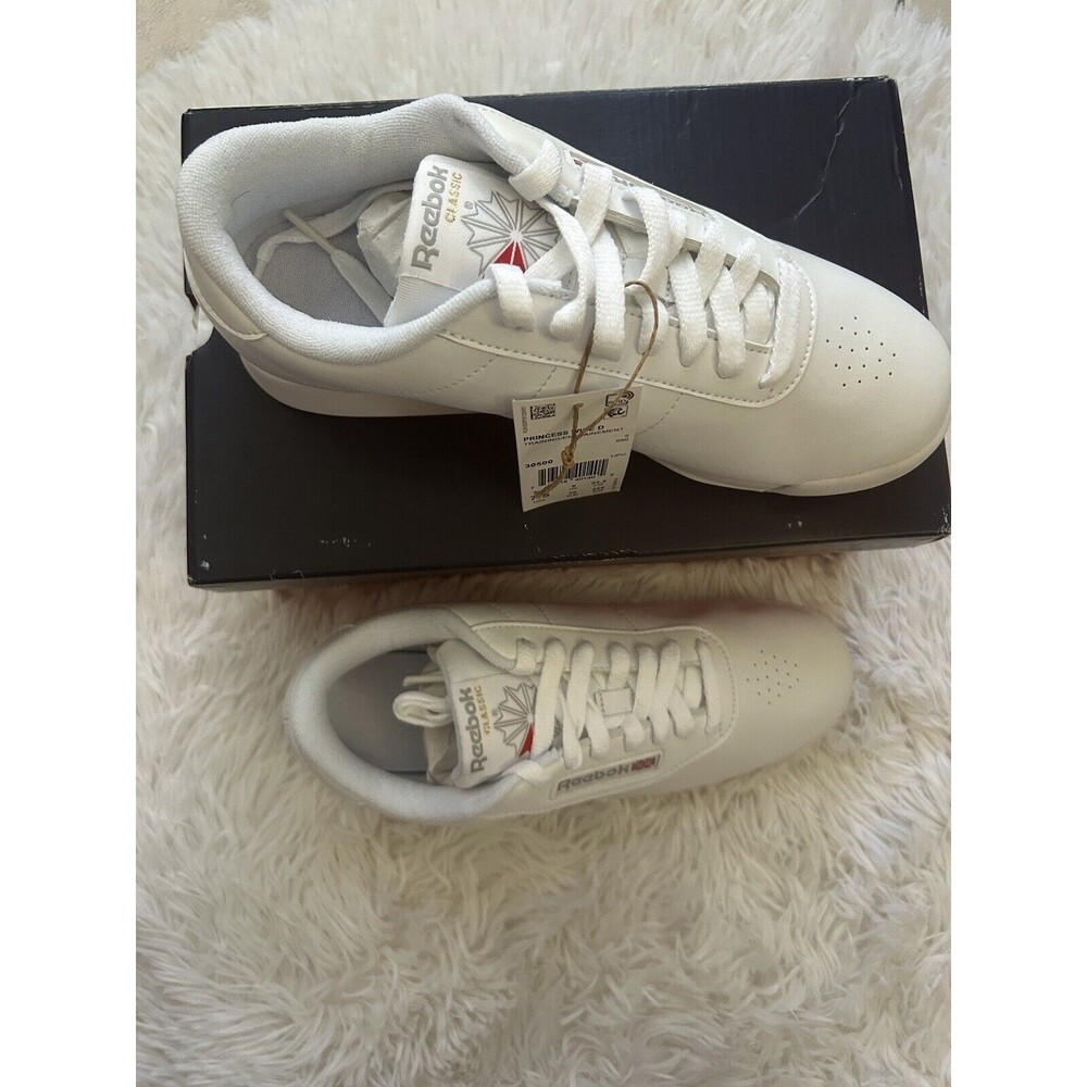 New REEBOK Size 7.5 Women’s White Princess Wide Sneakers